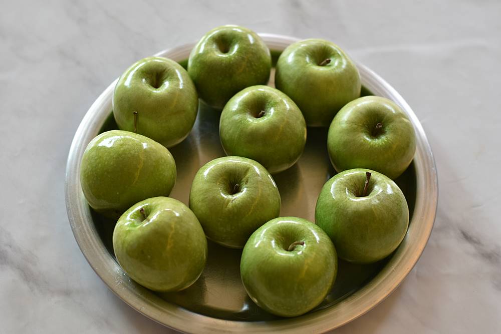 תפוחיות - מאפה בצק עלים עם תפוחים וקינמון