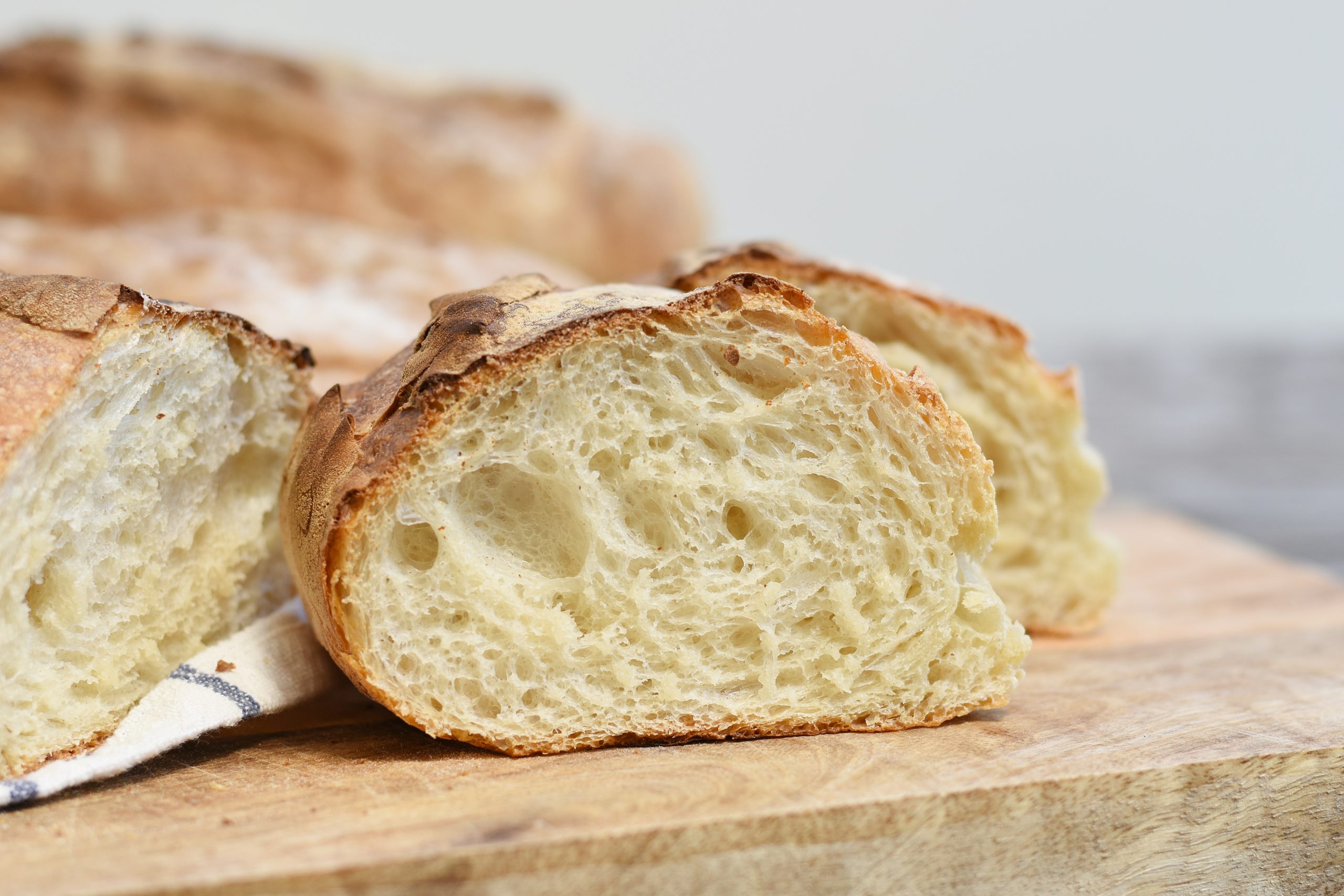 לחם קיפולים ביתי מושלם (ללא מיקסר וללא לישה)