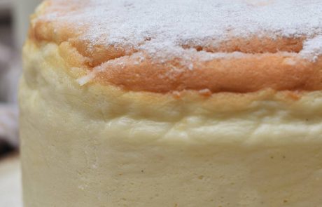 עוגת גבינה עננים אפויה בסיר