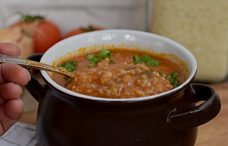 מרק עגבניות ואורז שחייבים להכין