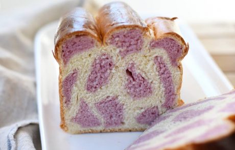 לחם חלב יפני מנומר עם בטטה סגולה